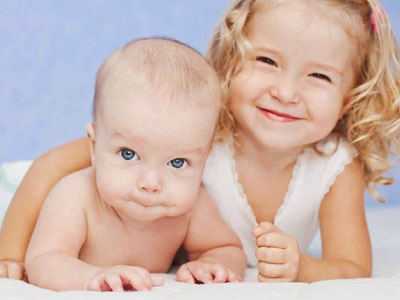 Πόσο σημαντικό είναι να μεγαλώνει ένα παιδί και να έχει αδερφάκι